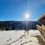 Dyna, Luxe, Calme Et Serenite *