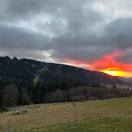 Chalet Dyna, Luxe, Calme Et Serenite