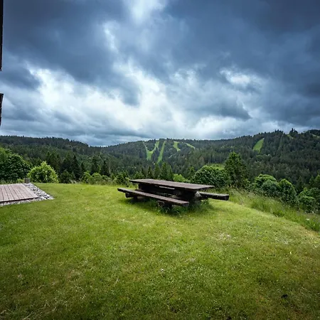 Dyna, Luxe, Calme Et Serenite Chalet