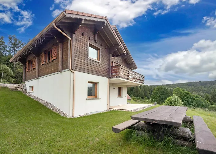 Dyna, Luxe, Calme Et Serenite